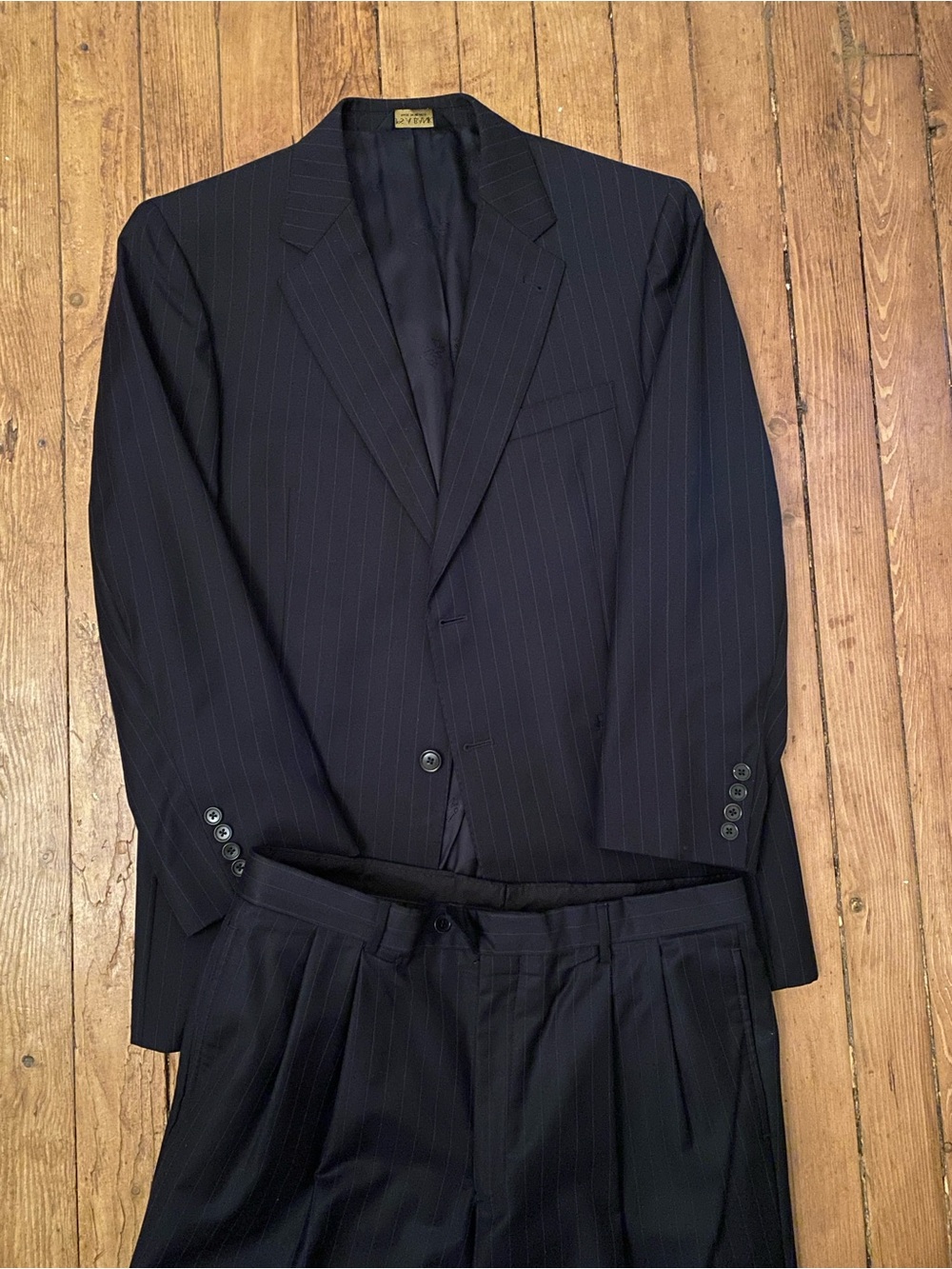 Navy Pinstripe Two-Piece Suit -42R 36/29